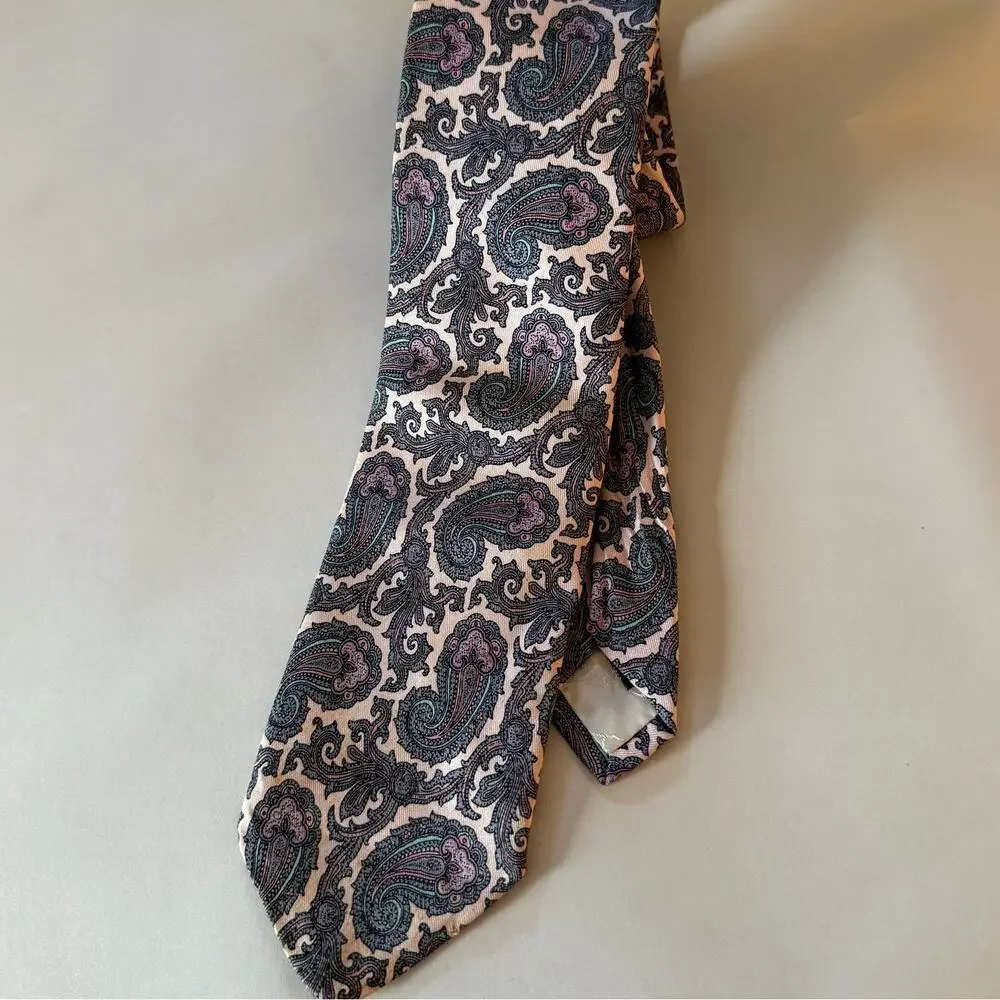 80s Vintage ROBERT TALBOTT Newcastle Ltd. | Pink Paisley Silk Tie